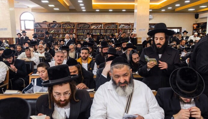 В Умані своя атмосфера: як виглядає зараз святкування хасидами Рош-га-Шани