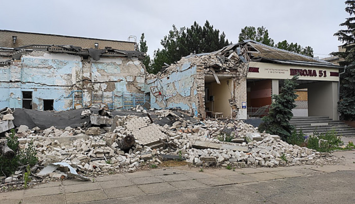 Сколько поврежденных Россией садов и школ восстановили в Украине - ответ министерства