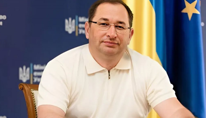 Взятка в $500 тысяч: суд оставил под стражей экс-чиновника Минэнерго Хейло