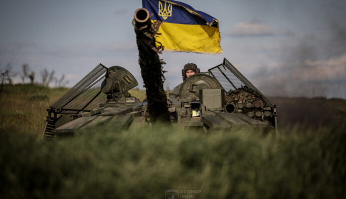 Членство Украины в НАТО и завершение войны: в Financial Times узнали о переговорах