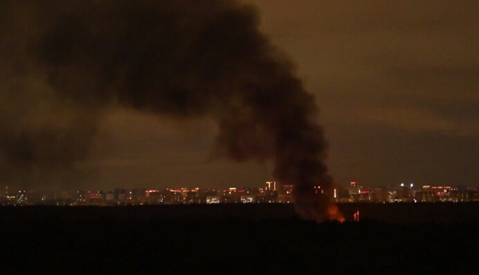 В Москві дрон атакував військове училище, спалахнула пожежа