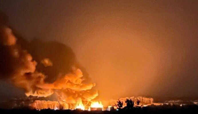 У Криму спалахнула нафтобаза після атаки дронів: що наразі відомо