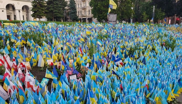 В Києві на Хрещатику чоловік принижував загиблих військових