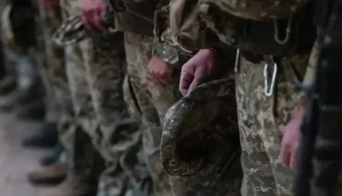 Рада освободила от мобилизации ограниченно пригодных в возрасте до 25 лет