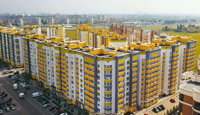 В багатоповерховому будинку в передмісті Києва стався вибух