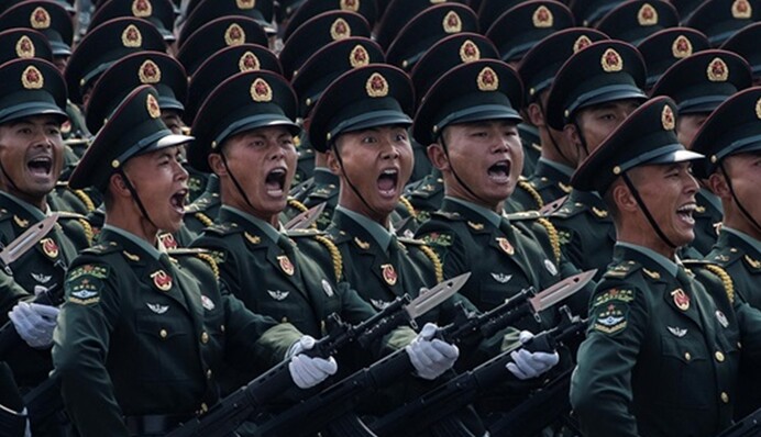 Китайські війська оточили Тайвань