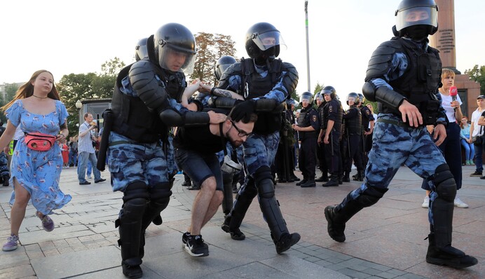 Організації збройних заколотів: держдума РФ підтримала довічні терміни