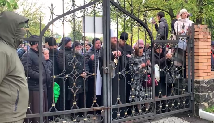 Поліція відреагувала на погром у Свято-Михайлівському соборі в Черкасах після його переходу до ПЦУ