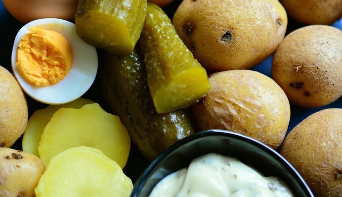 Як українською сказати картопля 