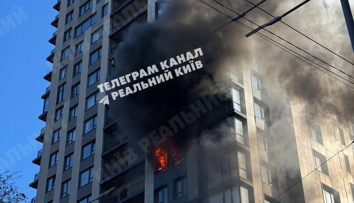 В киевской многоэтажке произошел пожар