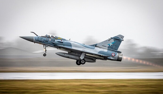 Украина в 2025 году получит первые французские истребители Mirage-2000: в чем их особенность