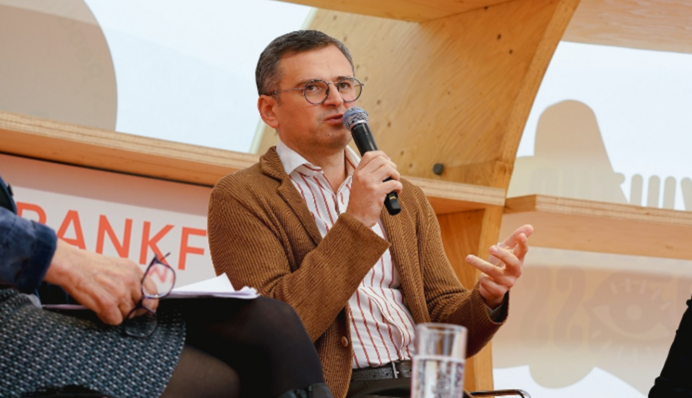 «Попробуйте вы 2,5 года вести такую изнурительную войну...» Дмитрий Кулеба интересно обратился к немцам