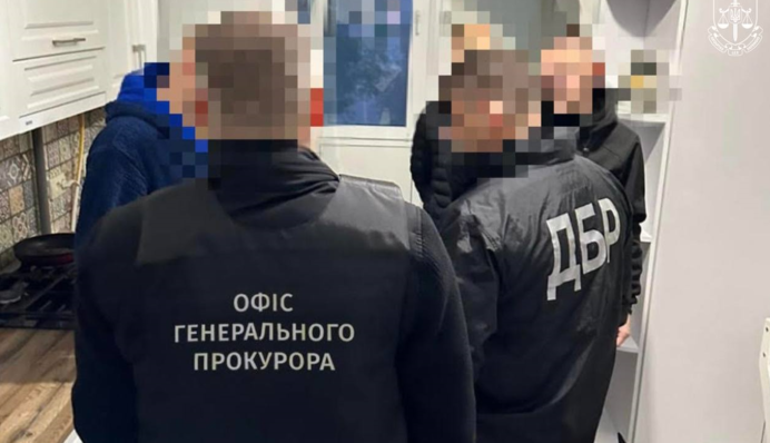 Допомогли депутату з інвалідністю: на Вінниччині вручили підозри чотирьом лікарям