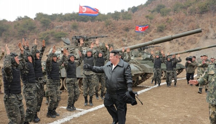 WSJ считает, что Ким Чен Ын отправил в Россию молодых и неопытных военных