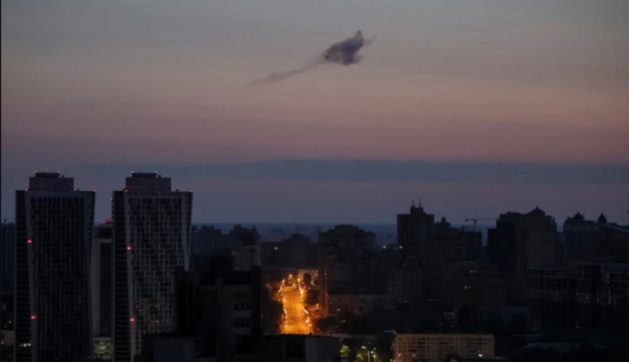 Россияне совершили двадцатую атаку на Киев за октябрь: о каких последствиях известно