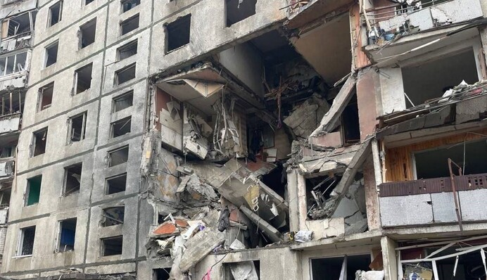 У Харкові при ударі по багатоповерхівці загинув 12-річний хлопчик