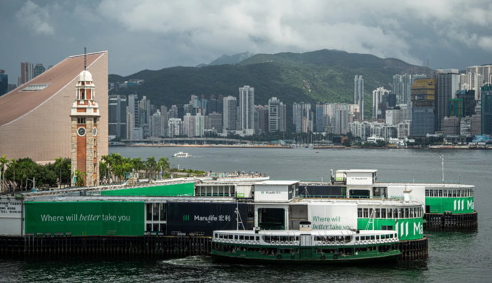 Паром врезался в центральный пирс Гонконга во время швартовки - есть пострадавшие