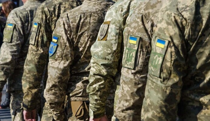 Військовий відповів, як ставиться до ухилянтів та «рейдів» ТЦК