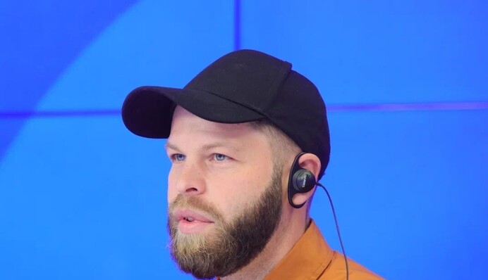 Росія розсекретила американця, який жив в Україні та зливав координати військових цілей