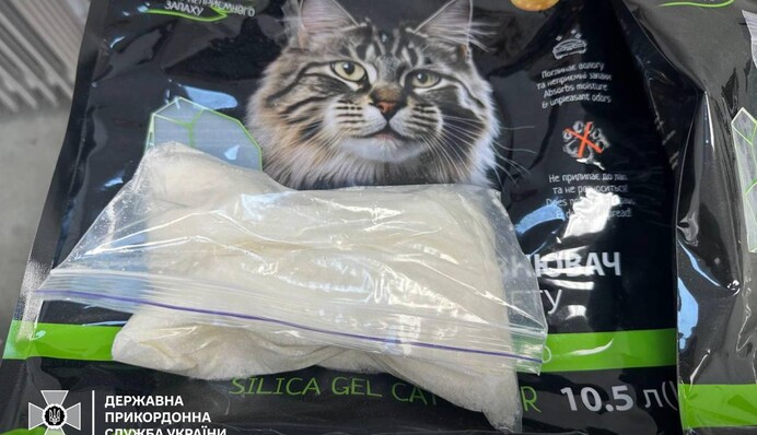 ​На Одещині ділки замаскували нарколабораторію під склад зоотоварів