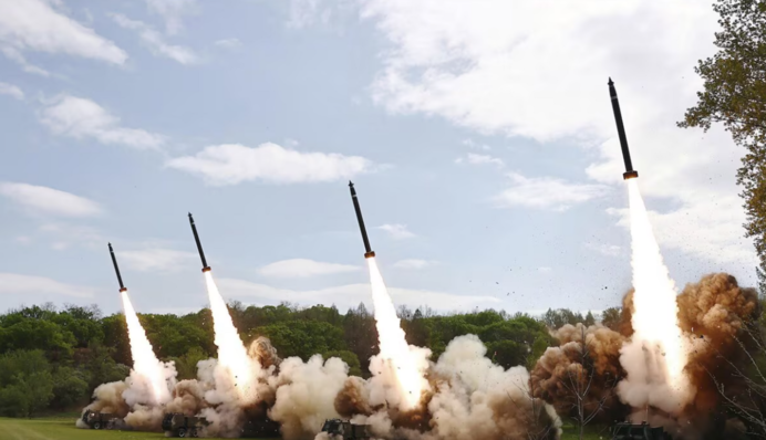 КНДР запустила минимум 7 баллистических ракет в сторону Японии