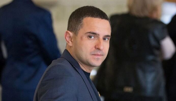 Стало відомо про втечу з України нардепа Куницького