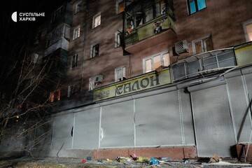 З'явились фото наслідків "прильоту" дрона "Герань-2" по житловому будинку у Харкові