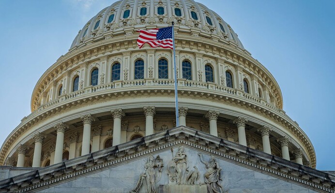 Республиканская партия получила большинство в Сенате: 51 место из 100