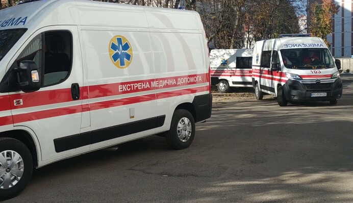 РФ здійснила ракетну атаку по Чернігову: ушпиталили кілька людей