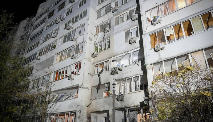 Внаслідок атаки по Одесі пошкоджено багатоповерхівку - є постраждалий