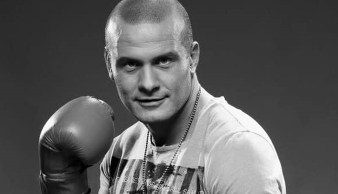 Внезапно умер боксер Узелков - весной он получил новое сердце