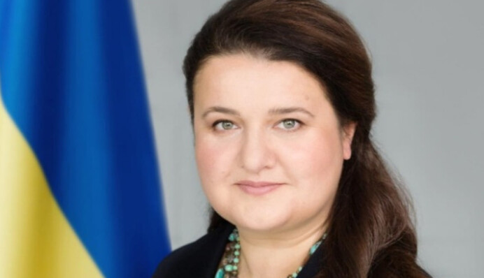 В планах Зеленского сменить посла в США увидели "беспощадную политику"