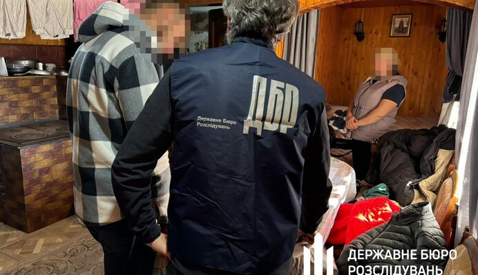 Брали по $7 тис. з клієнта: на Прикарпатті викрили схему переправи за кордон