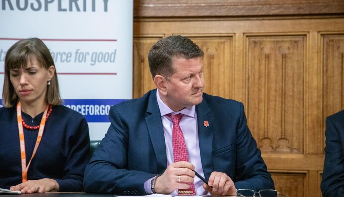 Залужный предложил Британии подготовить будущего президента Украины