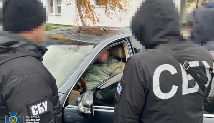 В Україні провели масштабні затримання чиновників, які оформлювали "інвалідність"