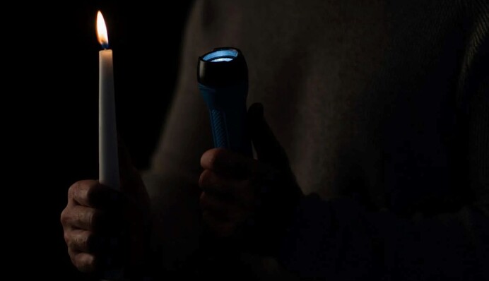 Света может не быть по несколько суток: экс-министр озвучил три 