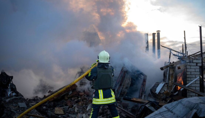 Атака на Киевскую область: увеличилось количество поврежденных гражданских объектов