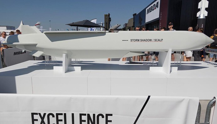 Надання Україні дозволу використовувати надані Францією ракети для ударів по російських цілях 