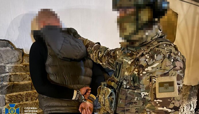 На Дніпропетровщині депутат місцевої ради займався рекетом