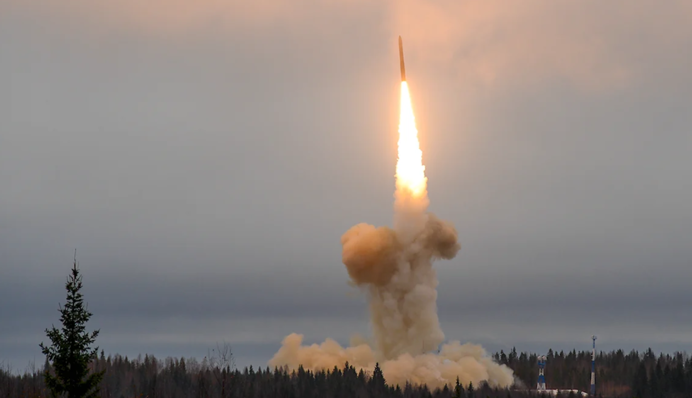 Військовий льотчик Мулік дав пораду на випадок удару по Україні п'ятдесятитонною РС-26