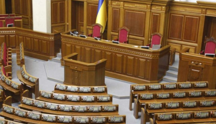 Зеленський розкритикував нардепів через скасування засідання Ради: деталі