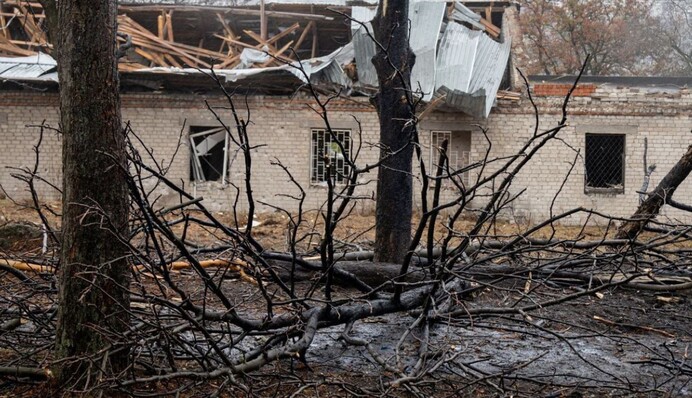 "Меня подбросило на диване": что говорят очевидцы удара ракетой "Орешник" по Днепру