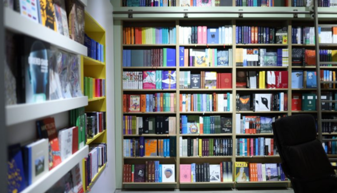 «Комментарии гомерически смешные»: критика Наташи Влащенко относительно книжного рынка взбудоражила соцсеть