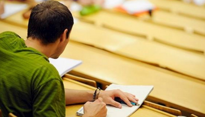 Из университетов массово отчисляют 