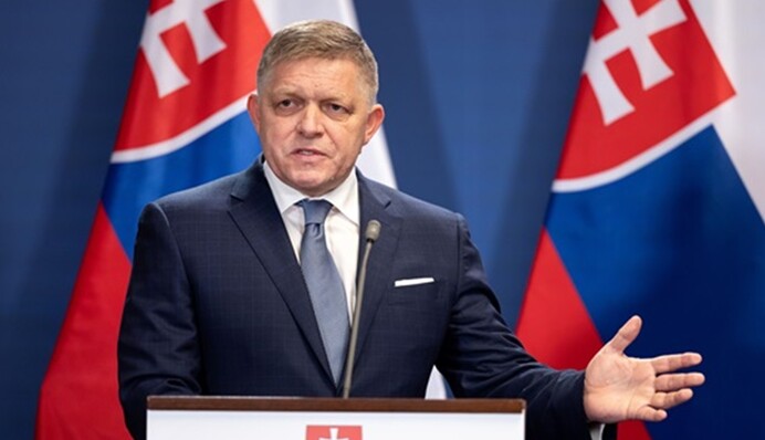 Прем'єр Словаччини Фіцо 