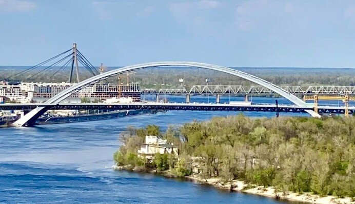 Подольский мост с убытками в 3,5 млн грн: прокуроры сообщили о халатности и завышении стоимости работ