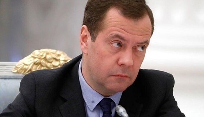 У Медведєва з'явилася нова яхта за 4,3 млн доларів, зроблена в Англії, - The Insider