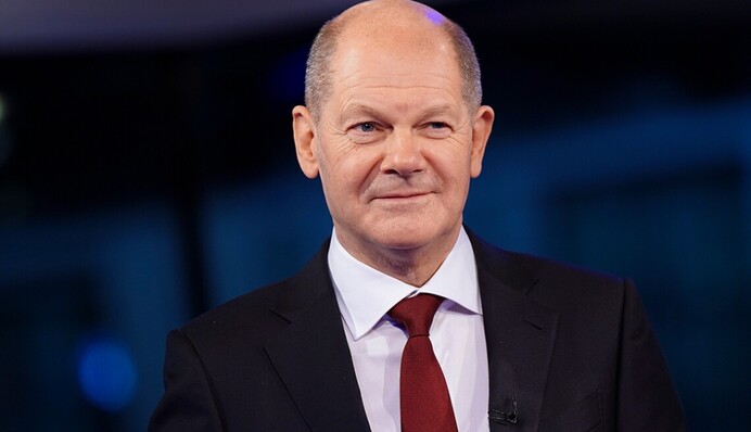 Канцлер Германии прибыл в Киев