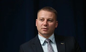 Осінтери розсекретили російського льотчика, який брав участь у "Гостомельській операції"