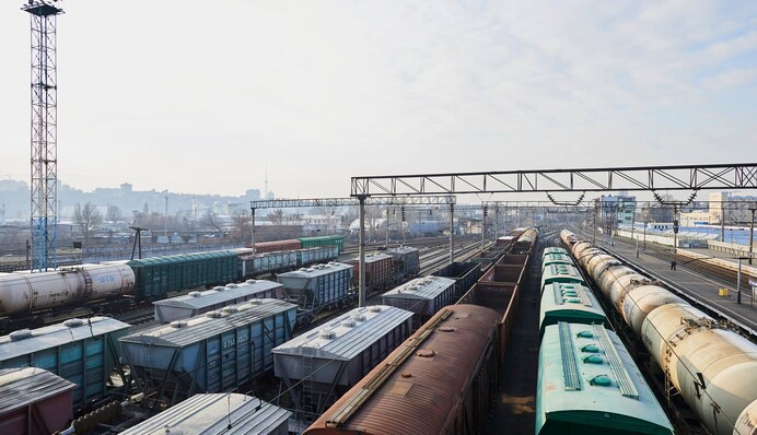 Тарифи Укрзалізниці непрозорі і не базуються на реальних економічних показниках – нардеп